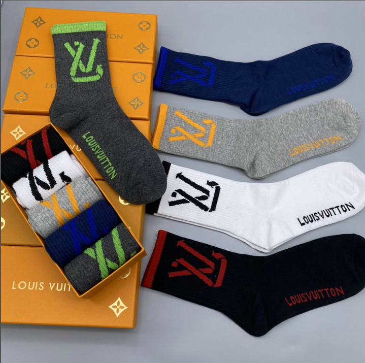 Louis Vuitton Logo Socks Set - Premium Cotton Ankle Socks for Men