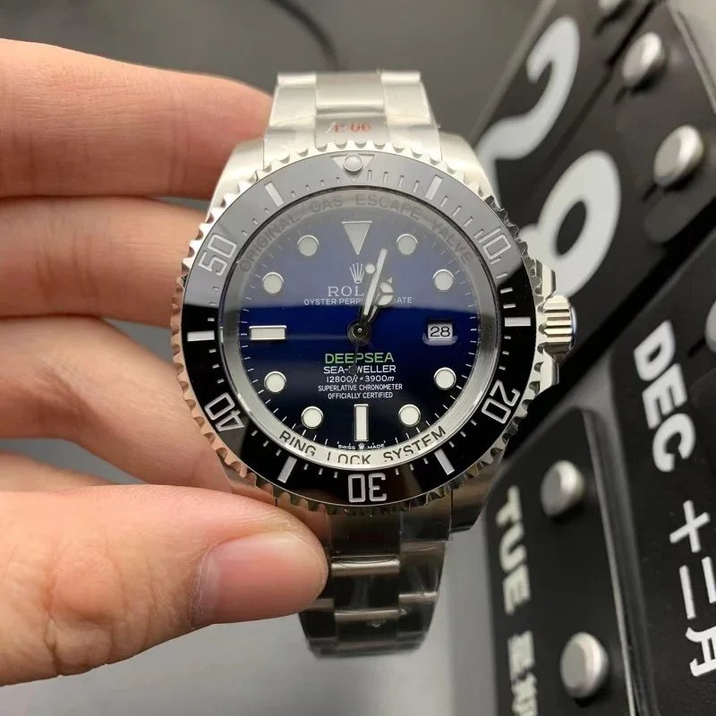 Rolex Deepsea Sea-Dweller Watch 126660 Blue Dial Men's Luxury Dive Watch
