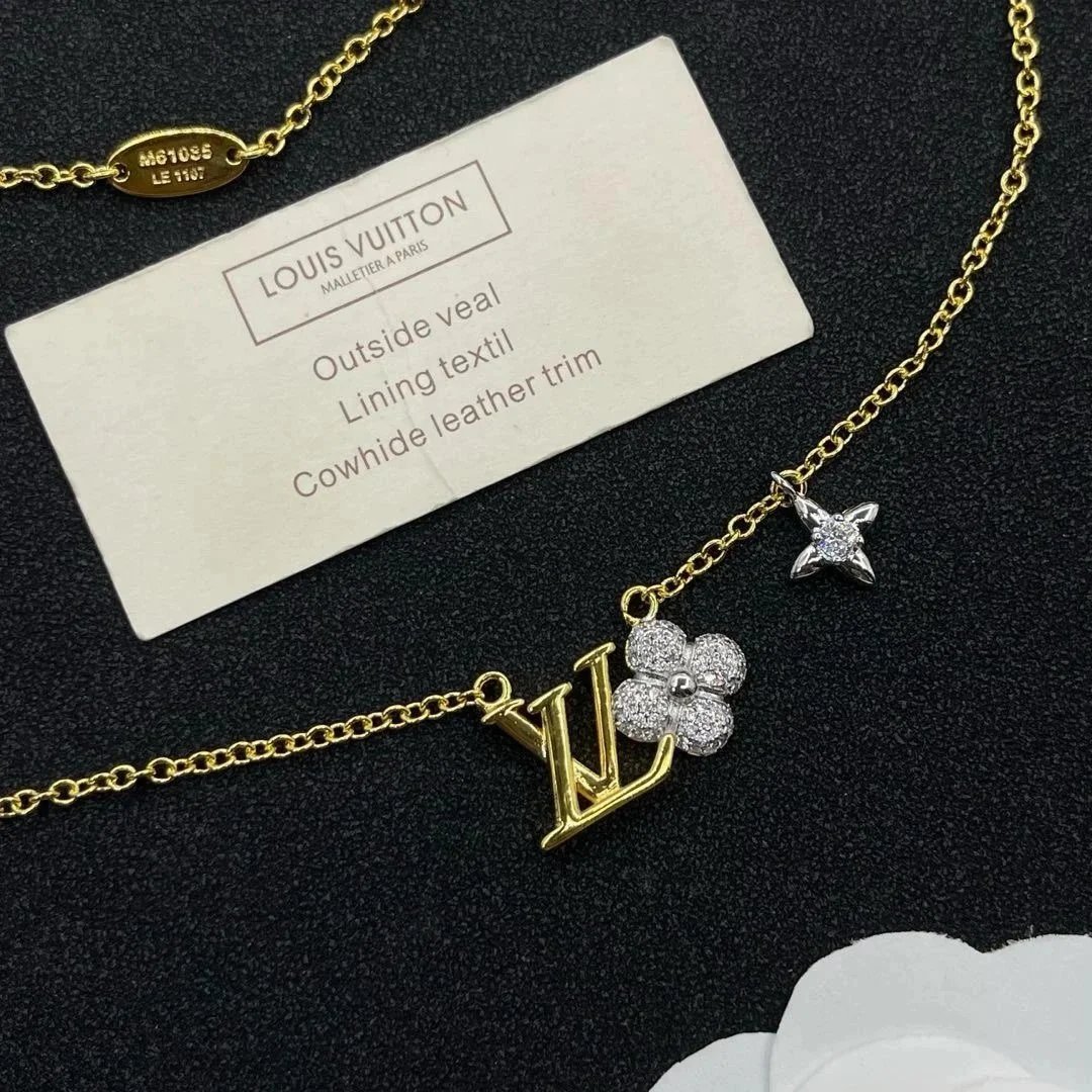 Louis Vuitton LV Monogram Flower Star Pendant Necklace Gold Chain