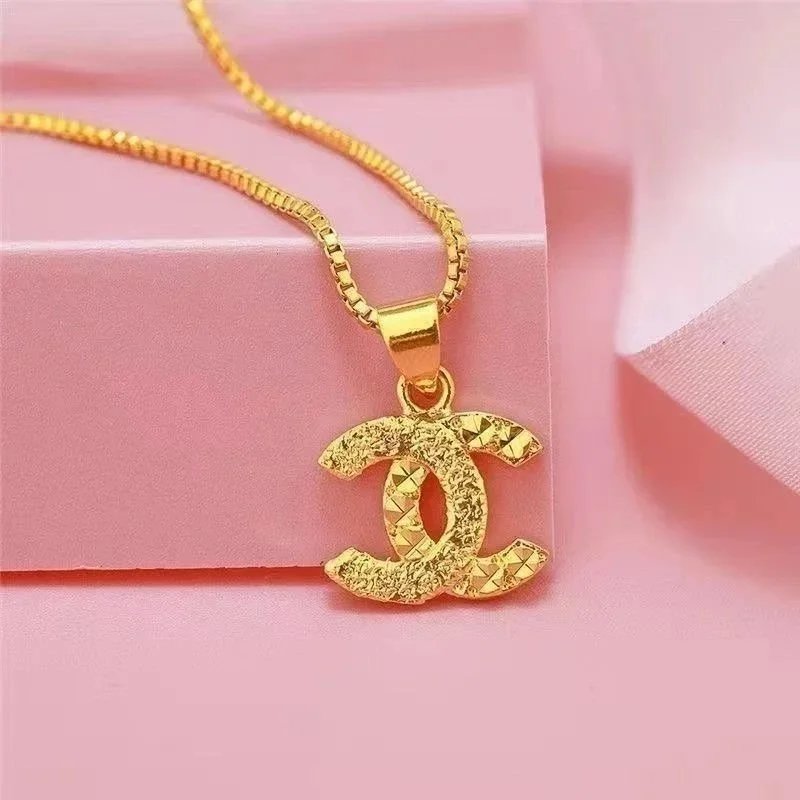 Gold Chanel Logo Pendant Necklace for Women Fashion Jewelry